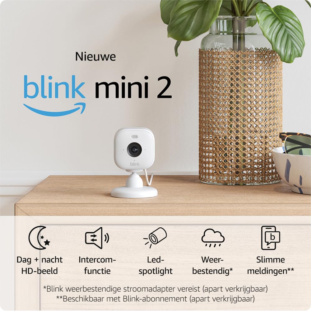 Nieuwe Blink Mini 2 — Slimme beveiligingscamera met stekkeraansluiting, HD-nachtzicht in kleur, ingebouwde spotlight, intercomfunctie, bewegingsdetectie, werkt met Alexa (wit)