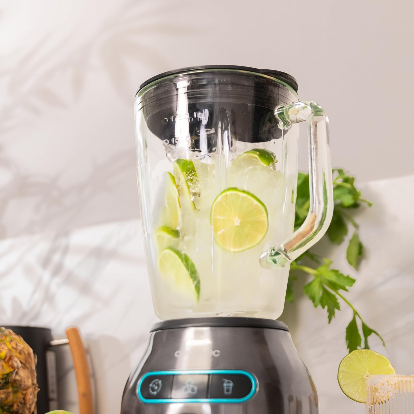 Cecotec Blender Power Black Titanium 2200MAX Smooth. 2200W Maximaal Vermogen, 6 Roestvrijstalen Messen, Ijs Verpletteren, Turbo en Smoothie Functie, AutoClean Functie