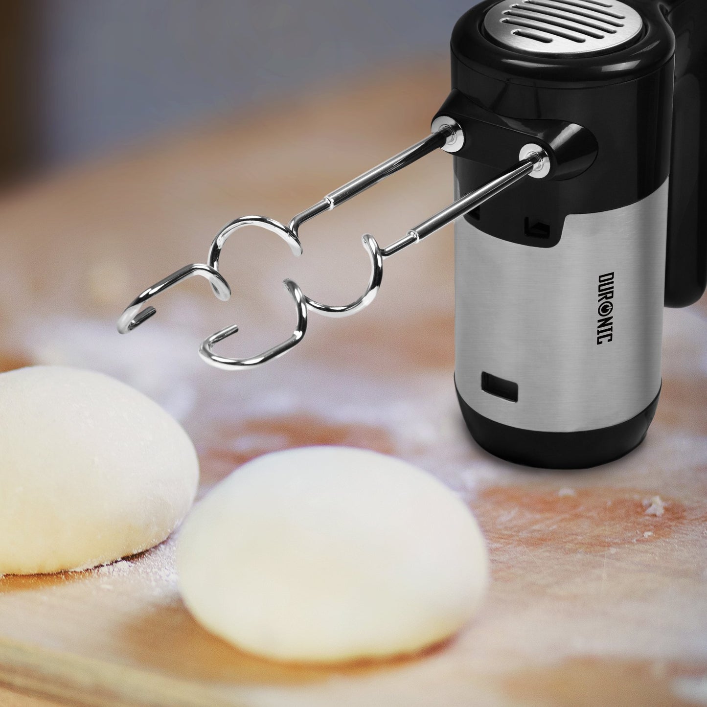 Duronic HM3 Handmixer | 300 W | 5 Snelheden | Incl. 2 Kloppers, 2 Deeghaken & Opbergstandaard | Turbo Functie | Bak Heerlijke Cake, Koekjes & Brood | Mix Ingrediënten, Slagroom, Koude Sauzen, Dressing