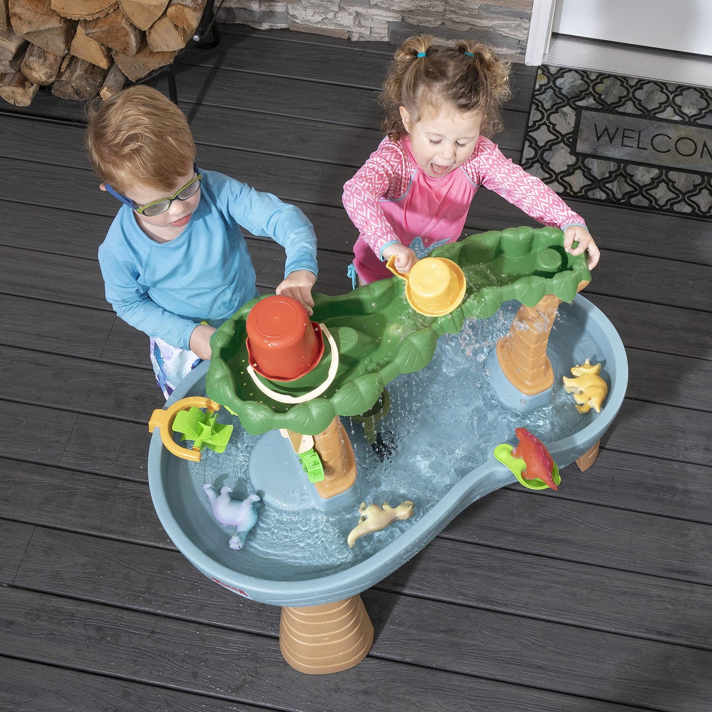 Step2 Dino Showers watertafel met 13-delige accessoireset | Waterspeelgoed voor kind | Activiteitentafel met water voor de tuin