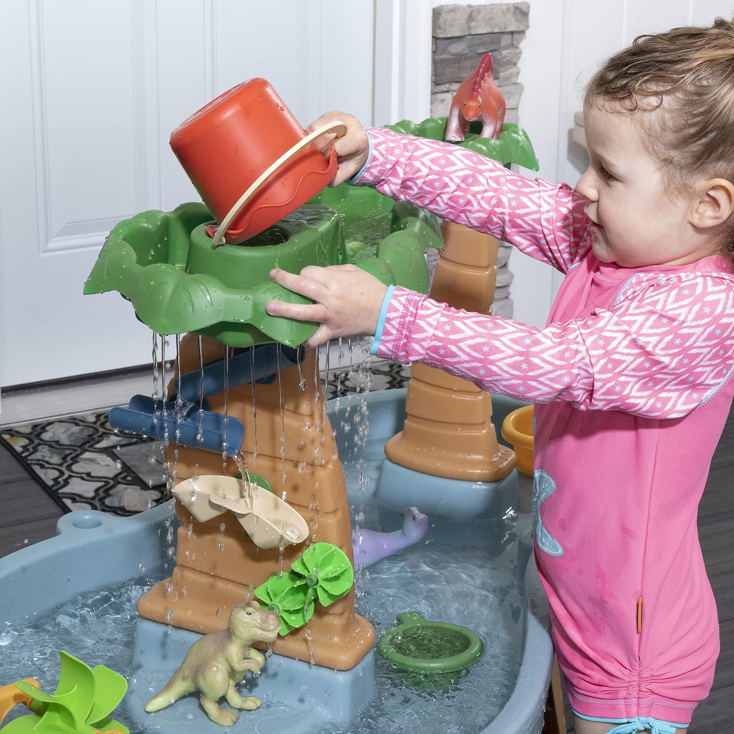 Step2 Dino Showers watertafel met 13-delige accessoireset | Waterspeelgoed voor kind | Activiteitentafel met water voor de tuin